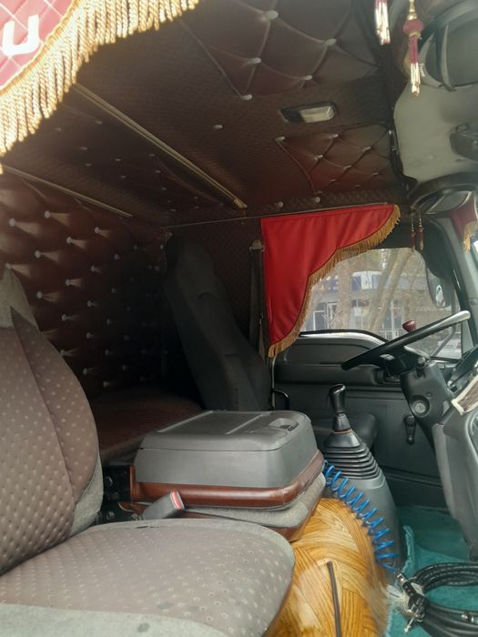 isuzu 10 tn kampyuter gaz 10 ta 100 talik Balon 900 km yuradi