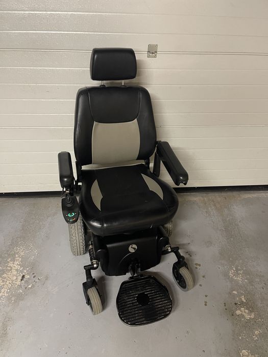 Carucior scaun persoane dizabilitati handicap Rascal