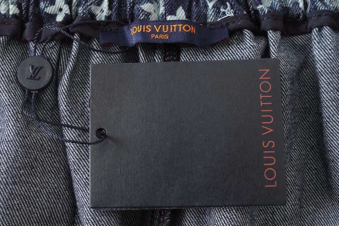 Pantaloni Scurti Louis Vuitton Calitate Premium