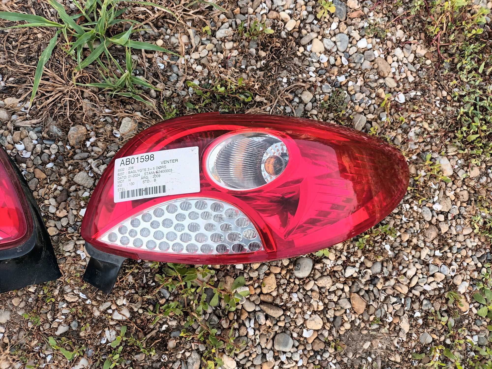 ляв и десен стоп за пежо 206 + плюс PEUGEOT 206 PLUS