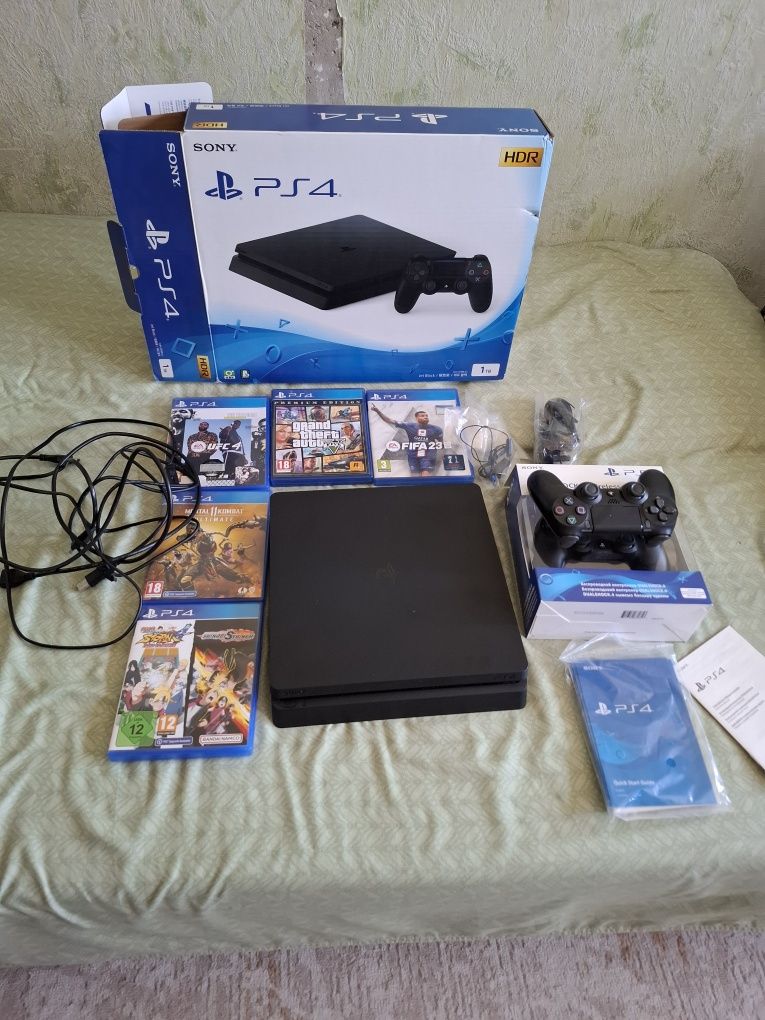 Playstation 4 идеальное состояние