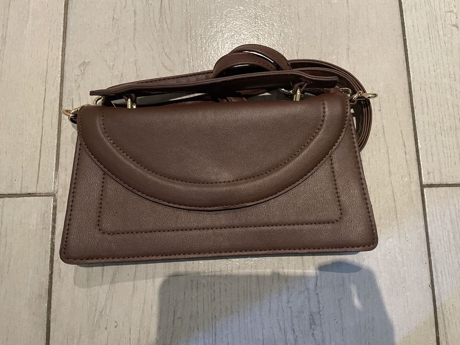 Продавам 2 дамски чанти