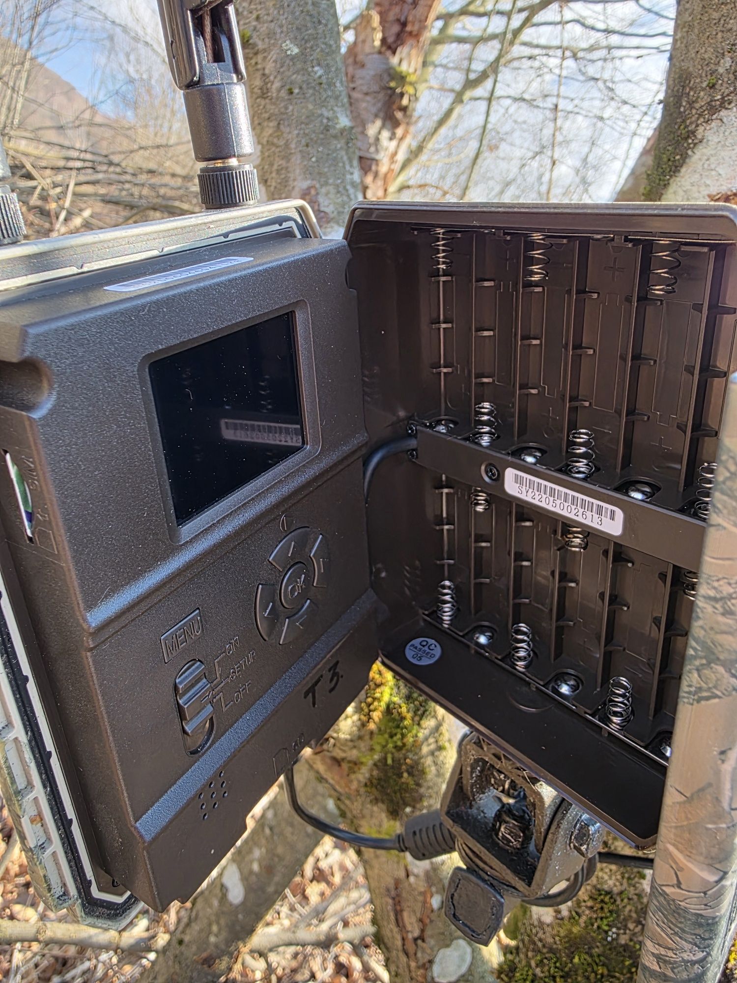 Vindem camere de vânătoare,sisteme automatizate de hrănire  vinat
