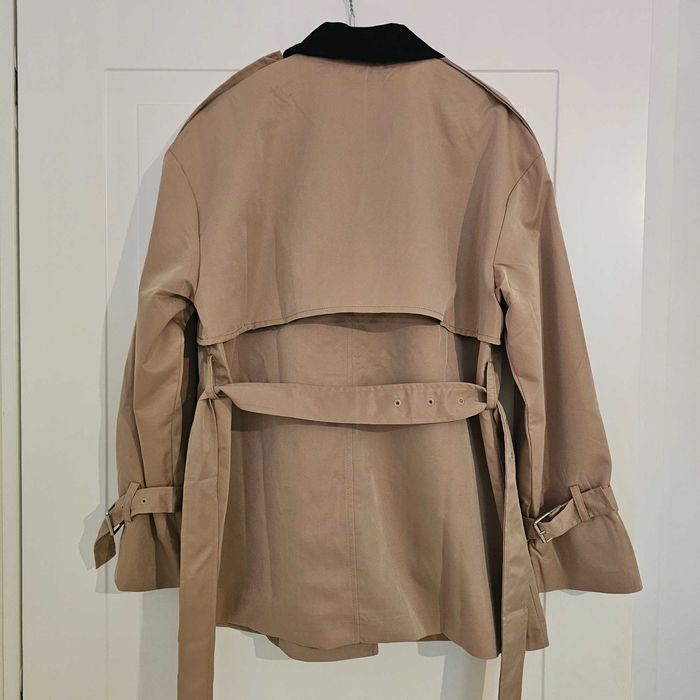 Trench scurt Christian Dior, bej, nou cu eticheta, marimea S