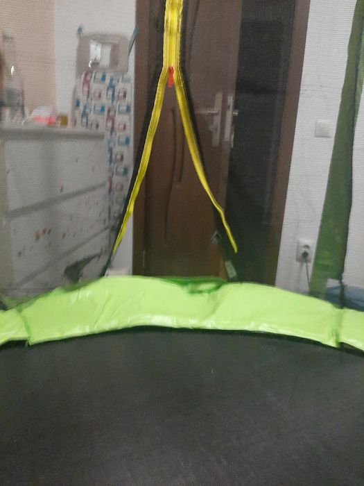 Trambulina copii .Utilizata doar o luna