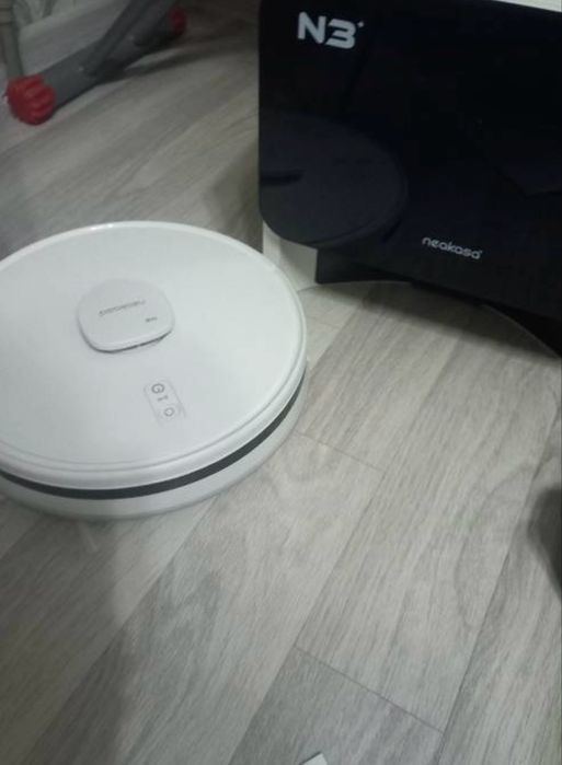 Продам робот пылесос