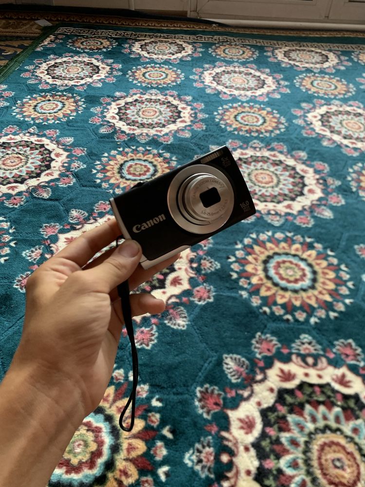 Canon kamera yahshi xolatda