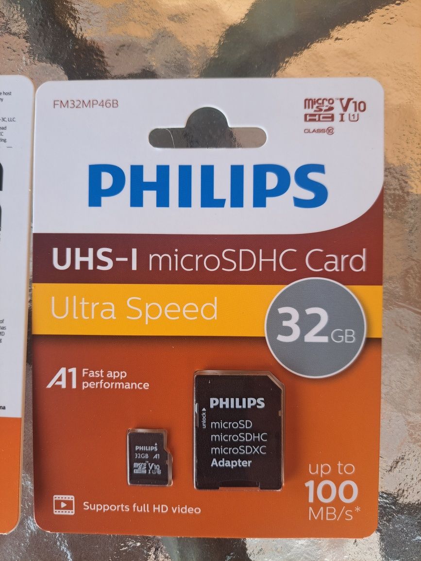 4 Carduri micro sd. sigilate. 128 gb.
