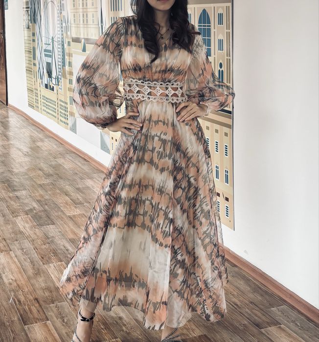 Сатылады,40к алдым 25 ке берем качествосы оте жақсы бір рет киілген