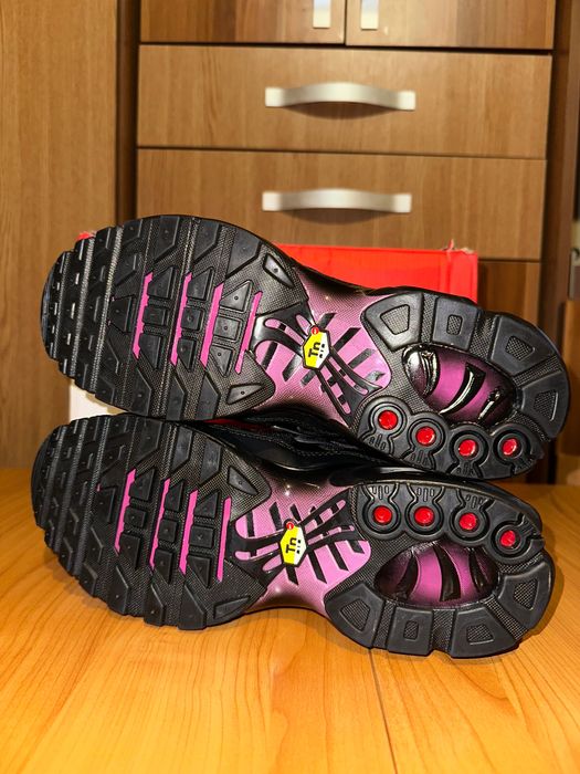 Nike Air Max Plus TN 42 Gradient Pink