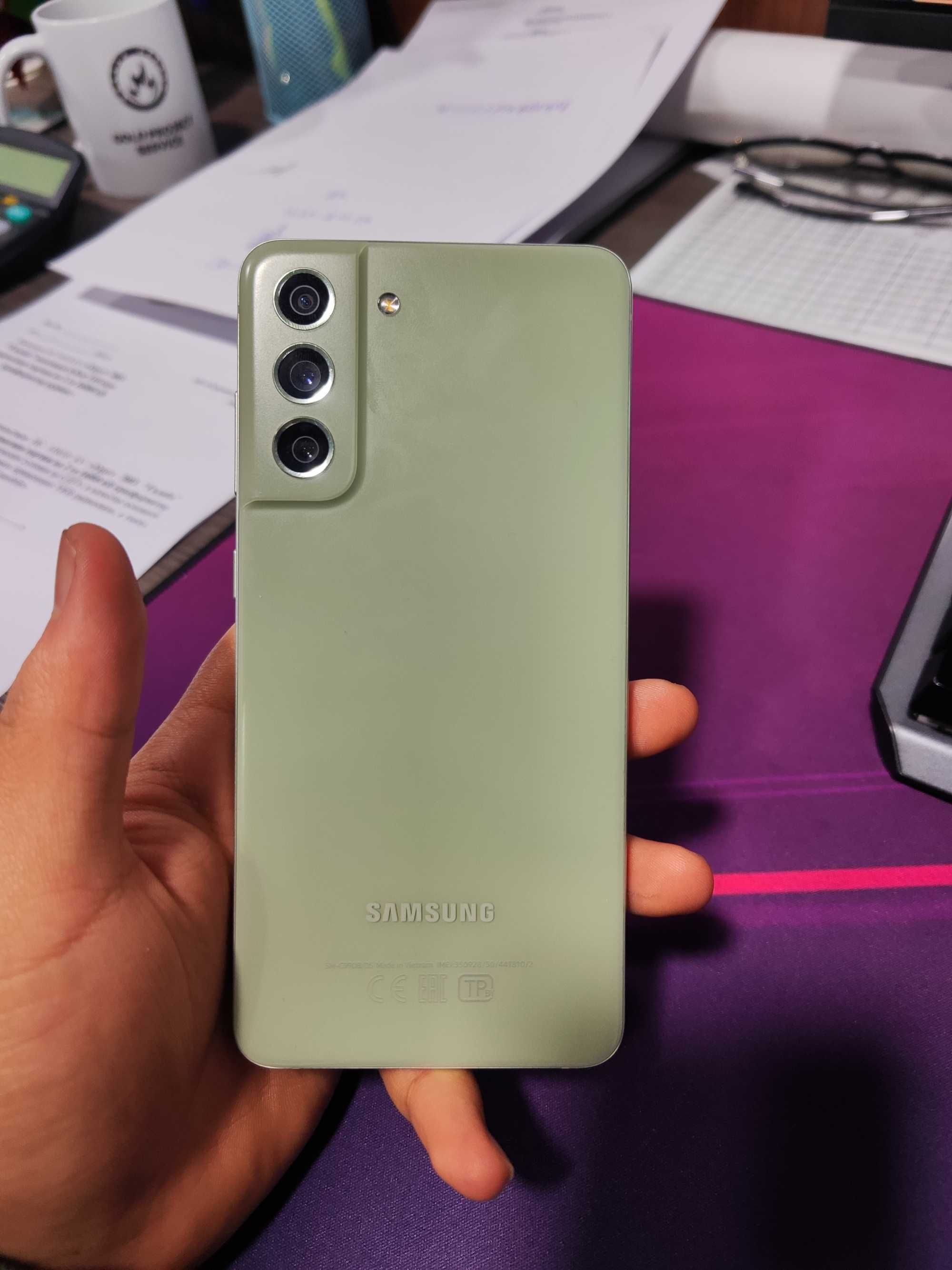 Samsung Galaxy S21 FE 5G 6/128Gb, SM-G990B, зеленый
