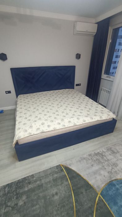 Спальная кровать