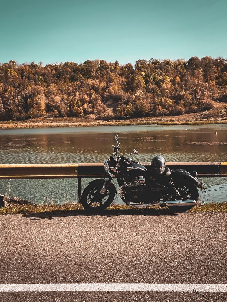 Royal Enfield Supermeteor 650