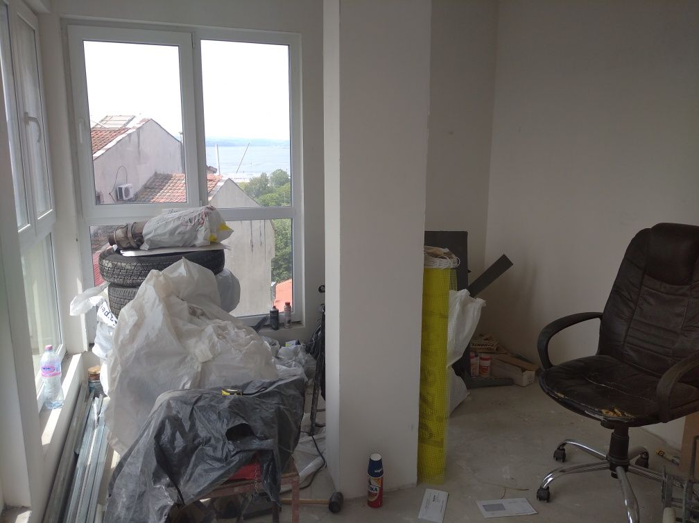 Продава се Двустаен апартамент в Варна, Погреби - 75 кв.м за 1467 €/кв.м - Снимка #12