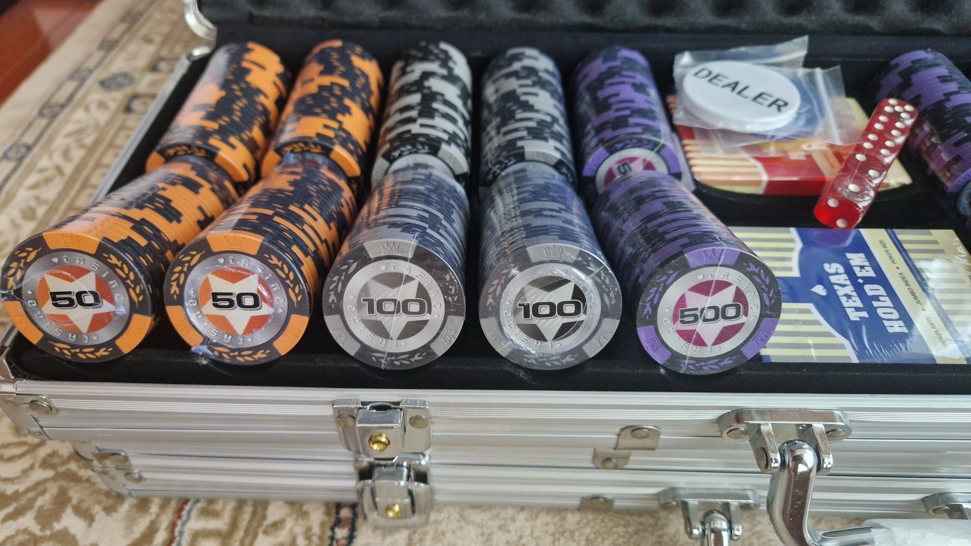 Набок фишек для покера 500 штук