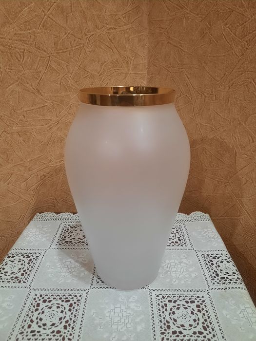 Большая эксклюзивная ваза "BOHEMIA" Чехословакия,  хрустальное матовое