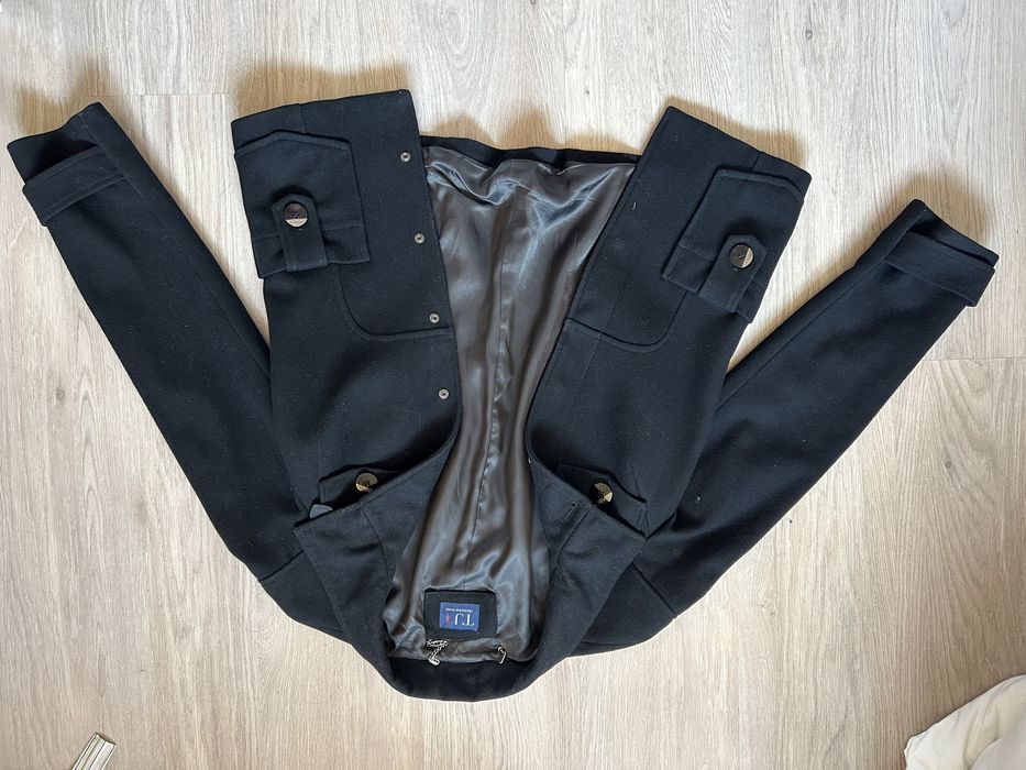 Jacheta/ Palton din stofa lana 100% Trussardi originala femei