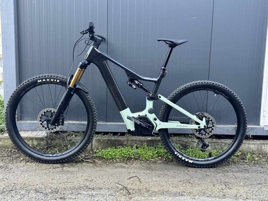 Електрически велосипед Focus JAM2 8.8 carbon