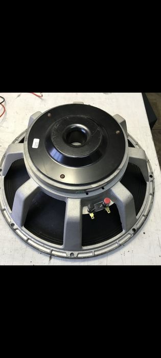 Boxe Dynacord F150