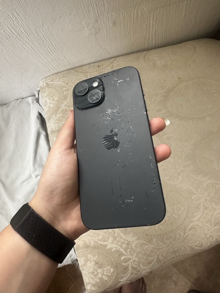 Iphone 15 за части