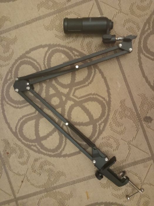 Микрофон от Fifine F1