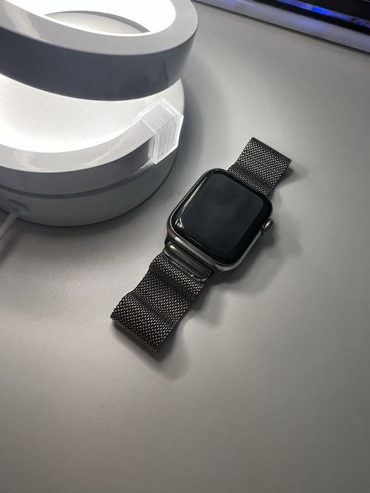 Apple watch series 4. 40mm.