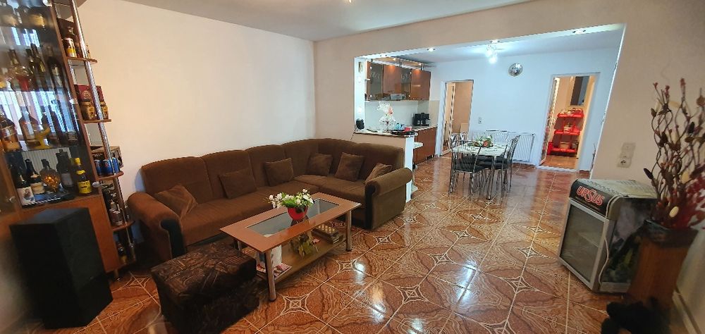 Casa de vanzare in Buteni, jud. Arad