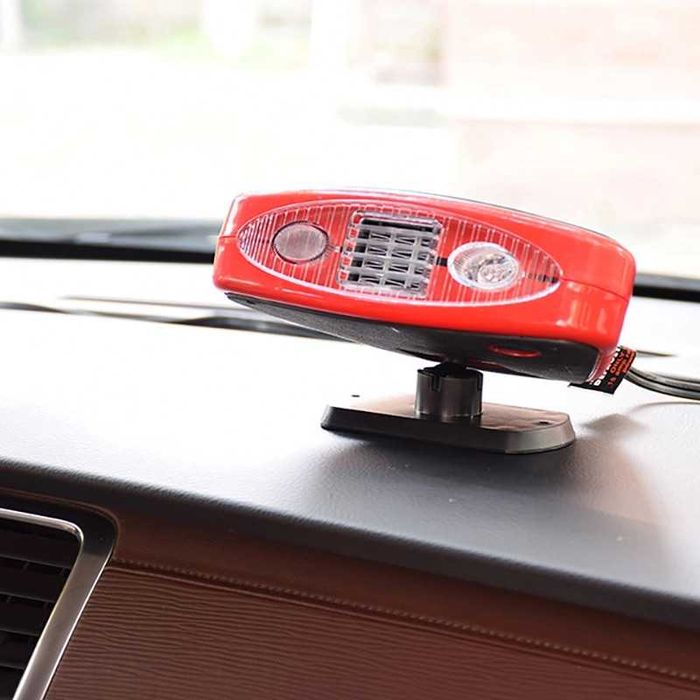 2024 200W Печка Духалка за Кола с дръжка и LED ФЕНЕР климатик парно
