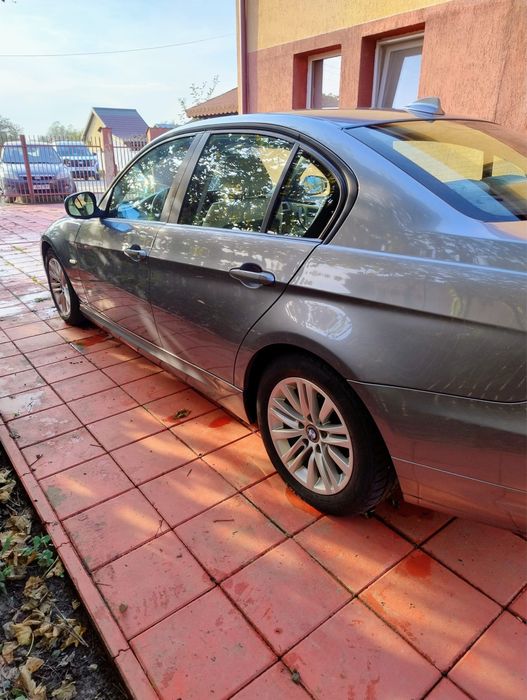 BMW Seria 3 318D 2011 facelift negociabil