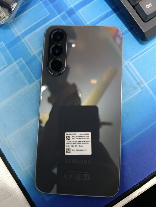 A 56 samsung 128 8 gb ideal