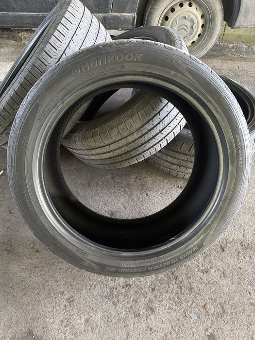Гуми 285/45/22 Continental, Hankook