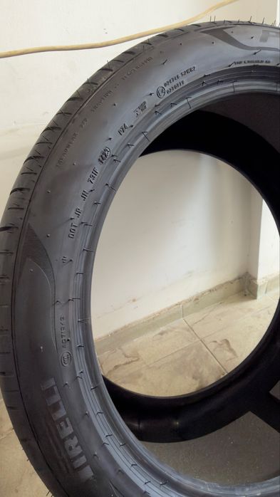 Летни гуми Пирели спорт пакет 325/35/22 285/40/22 за Мерцедес ГЛЕ, ГЛС