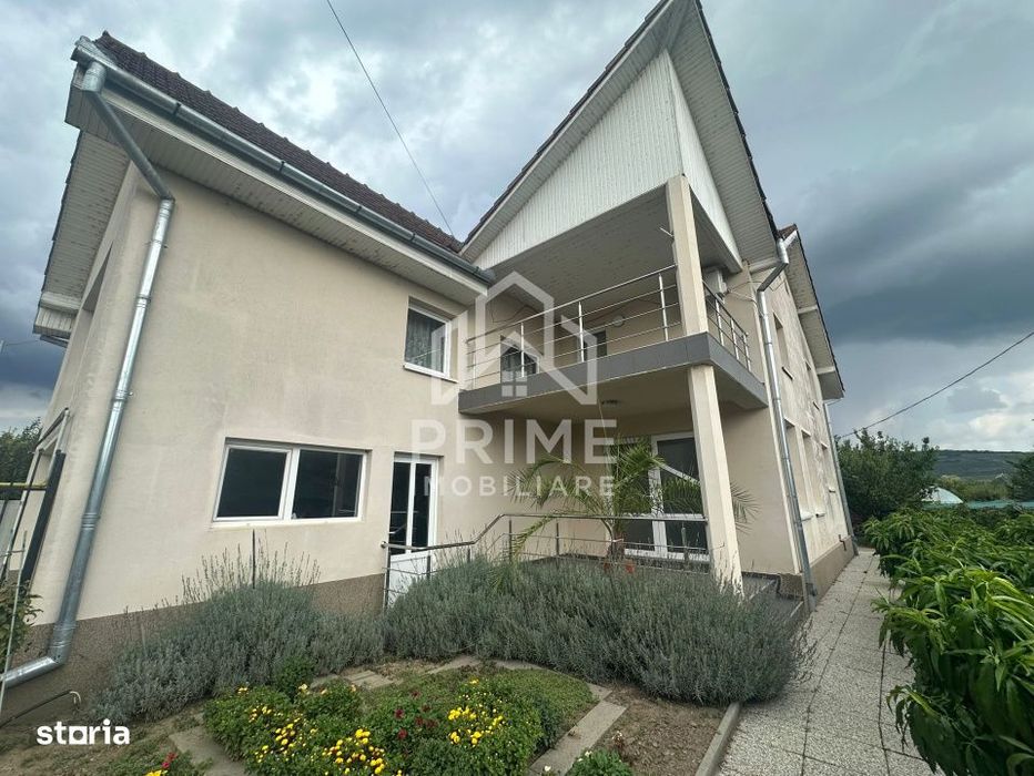 Casa Individuala 5 camere, 250 mp, zona Aiud!