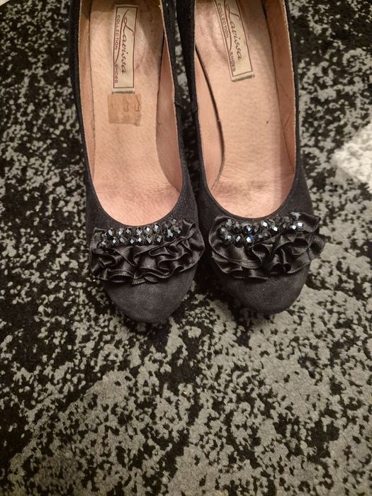 Pantofi piele intoarsa cu toc