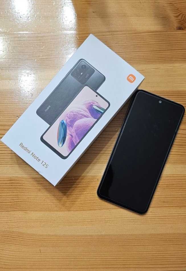 Redmi note 12S с кутия и оригинално зарядно