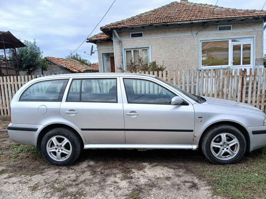 Skoda  Octavia 2003