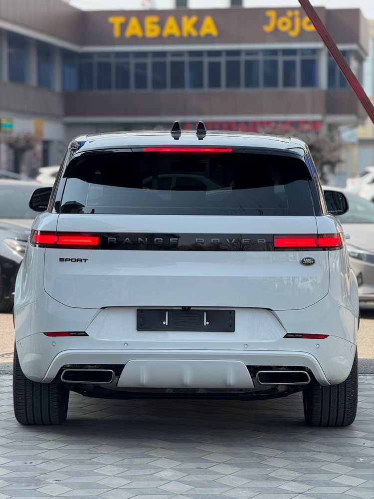Range Rover Sport P360 Autobigraphy
