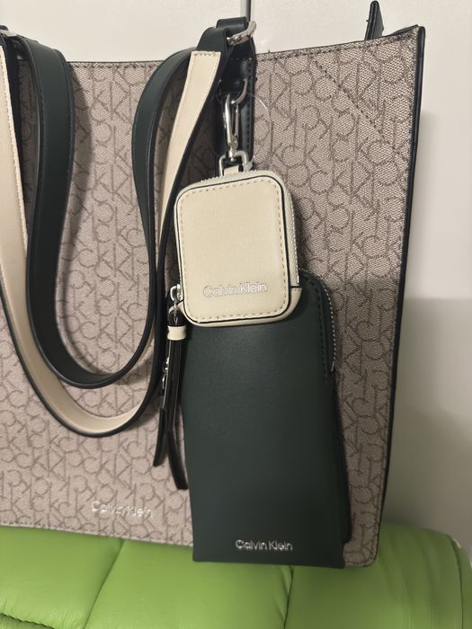 Дамска чанта Calvin Klein