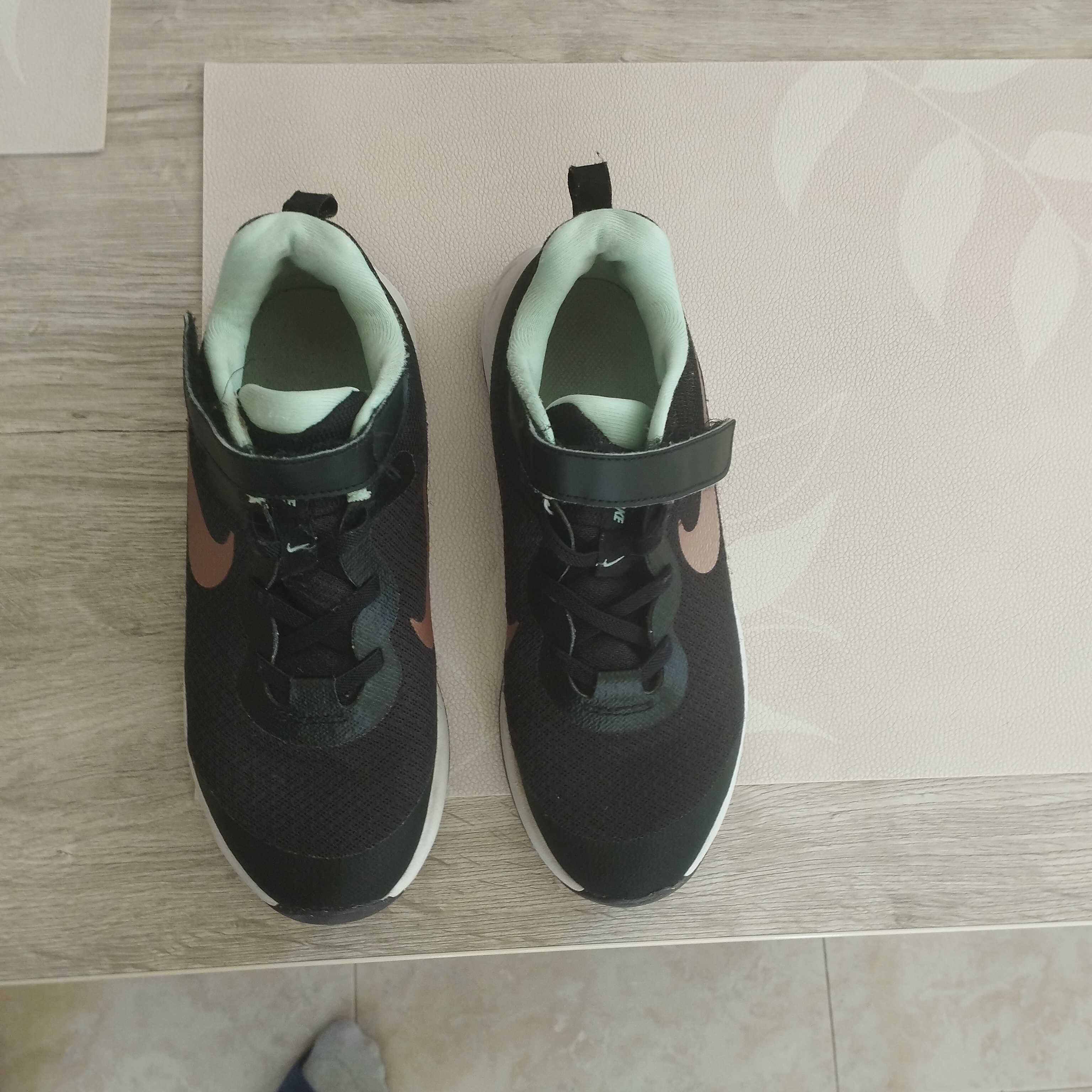 Детски маратонки Nike