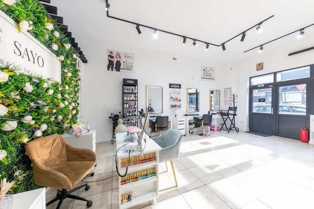 Vand afacere la cheie salon infrumusetare