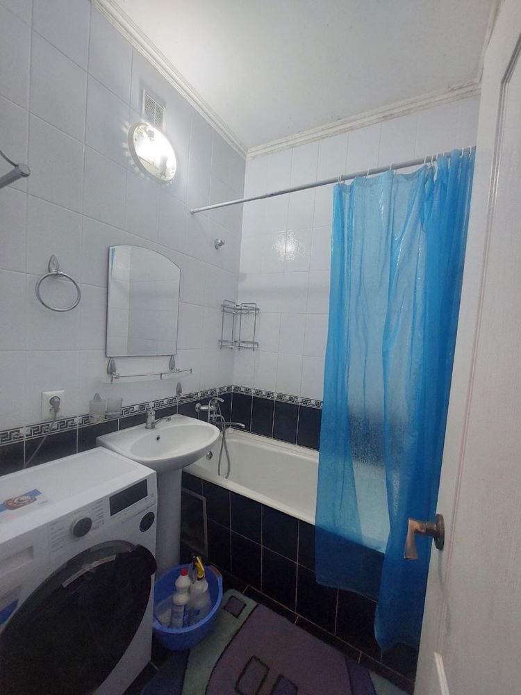 Продаётся 2х комнатная квартира с обстановкой.метро Буюк Ипак Йули.