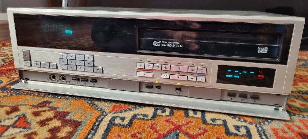 Philips VR2350, video 2000 vcr