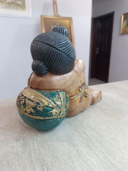 ексклузивна дървена скулптура: „детето на спокойствието“