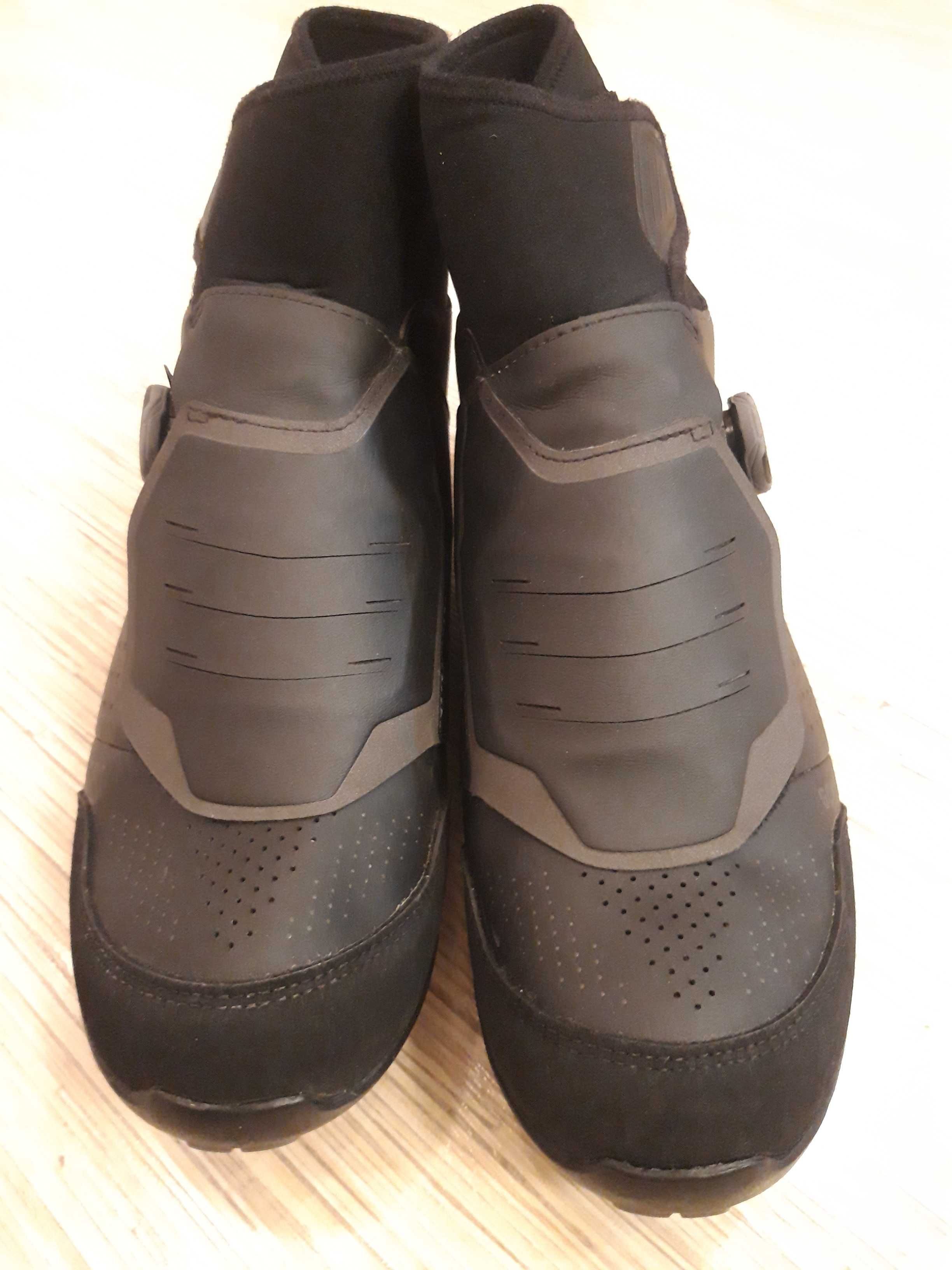 Зимни обувки за велосипед Shimano 44