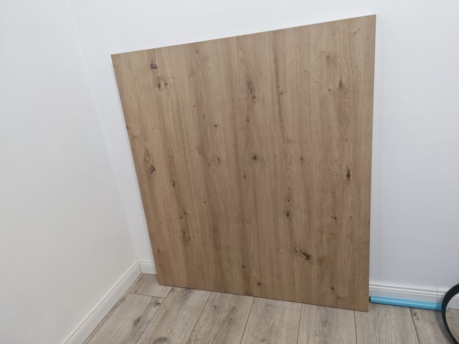 Vând blat de masa 100 / 90 .