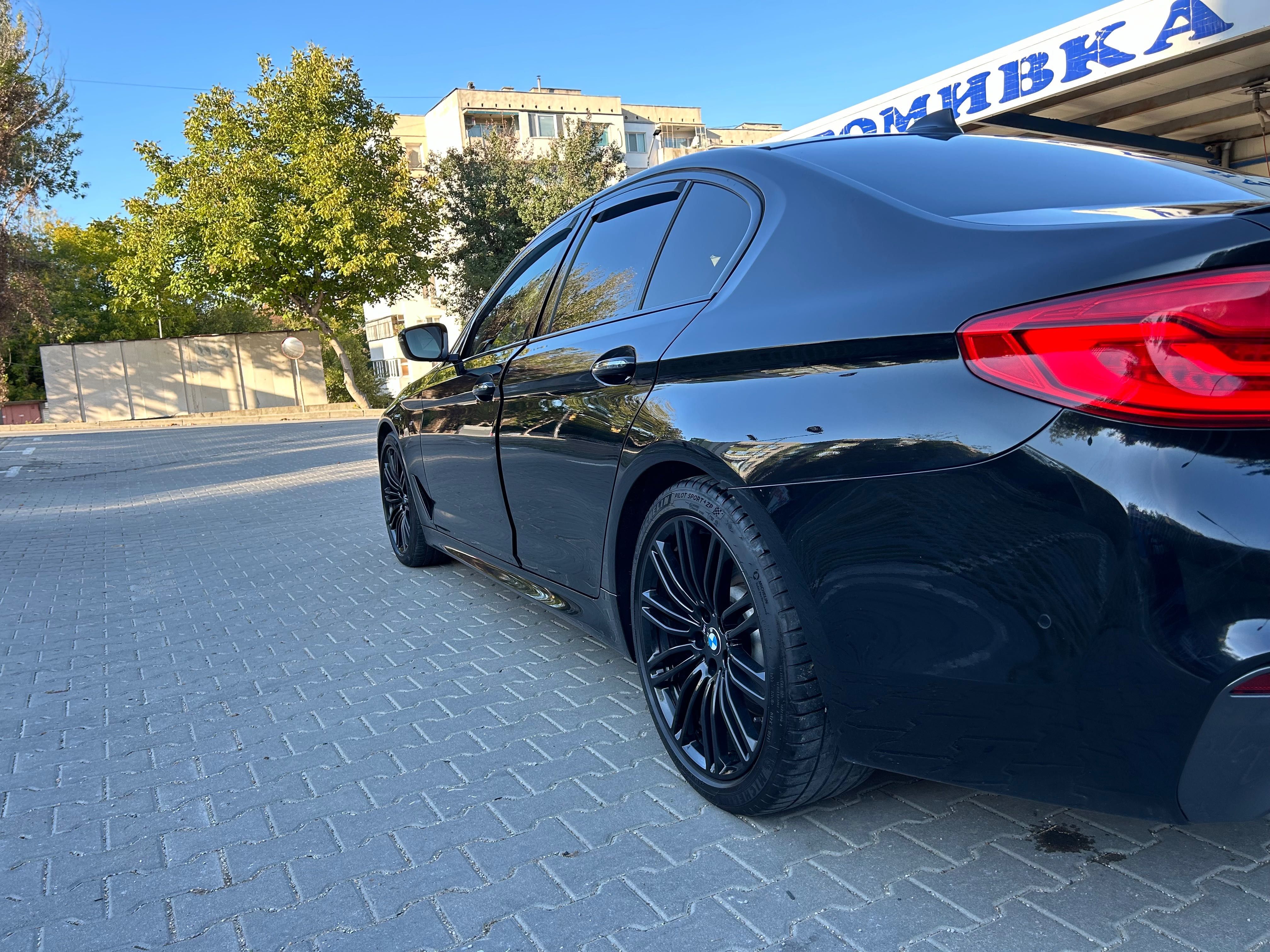 Кола     Bmw 520