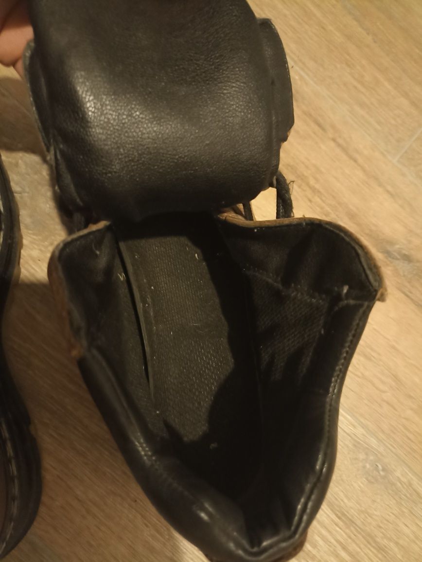 Bocanci de iarnă, din piele - 190 ron
