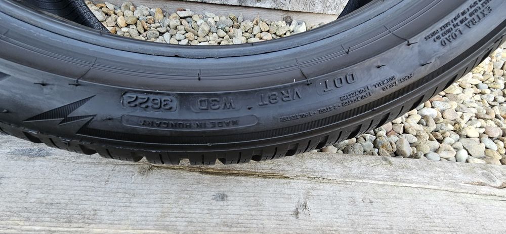 Anvelope Bridgestone Blizzak LM005 M+S 245/40 R19 98V XL