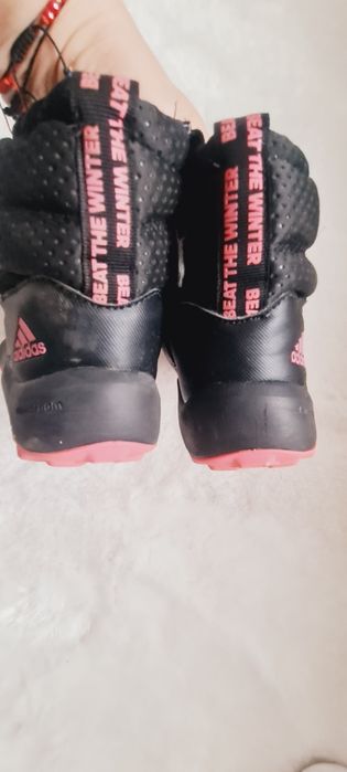 Cizmulițe Adidas, stare excelenta,  35 marime