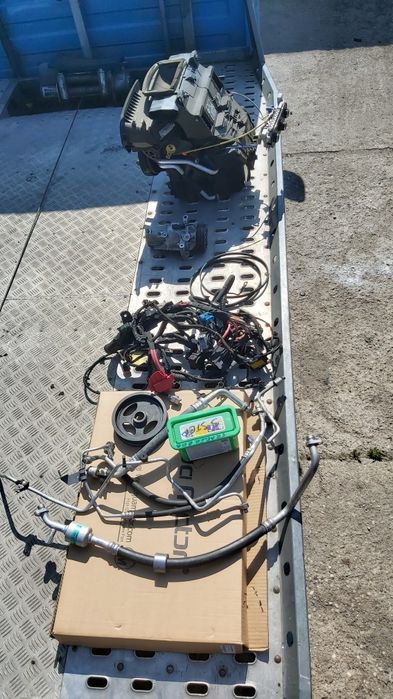 Montaj Aer Conditionat Dacia 999 sce  Logan  Sandero  Montaj aer Dacia